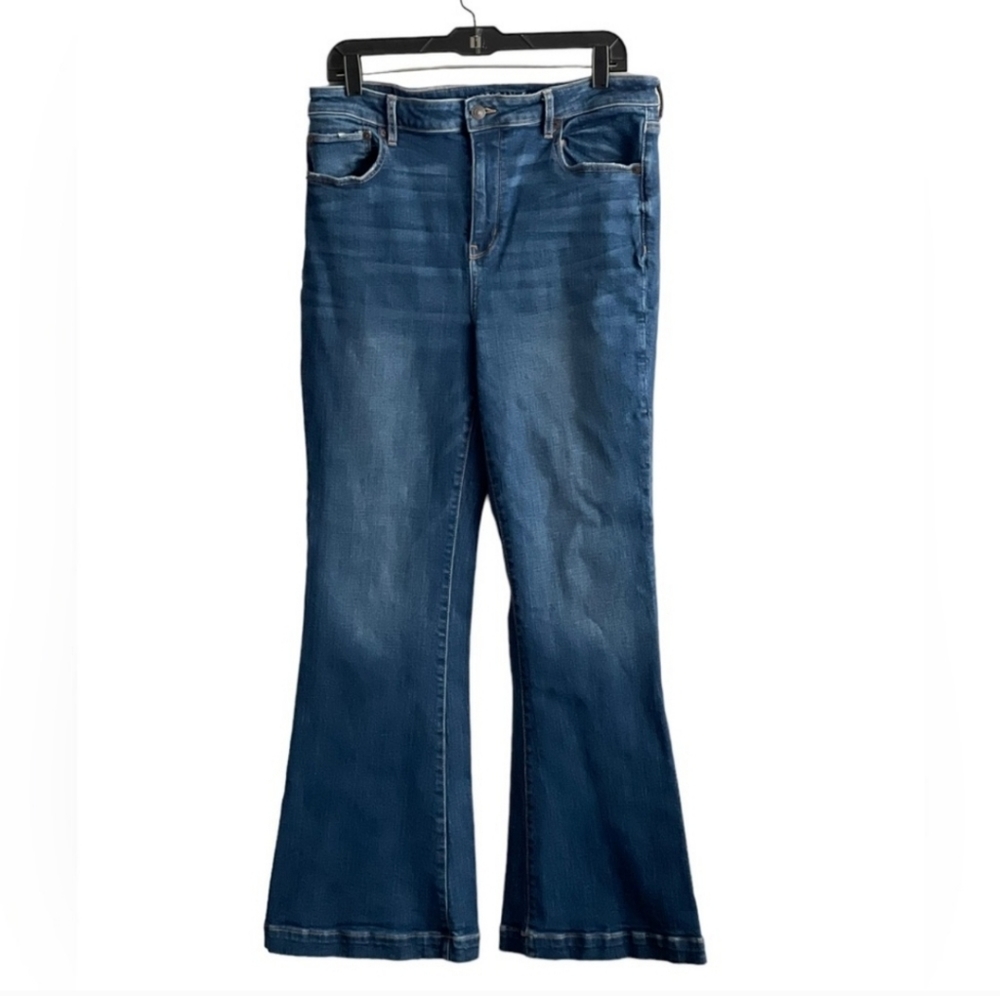 American Eagle Super Hi Rise Flare Jeans  - Stretch | Size 14